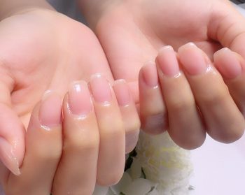 成増徒歩3分のフェイシャルエステ・ネイルサロン ビューティスタジオCenbless（センブレス）　ちゅるんとした艶が可愛いチュールコーラルワンカラーネイル