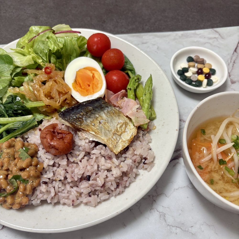 Cenbless　成増フェイシャル＆ネイルサロン　みけちゃんの手抜き朝食♪