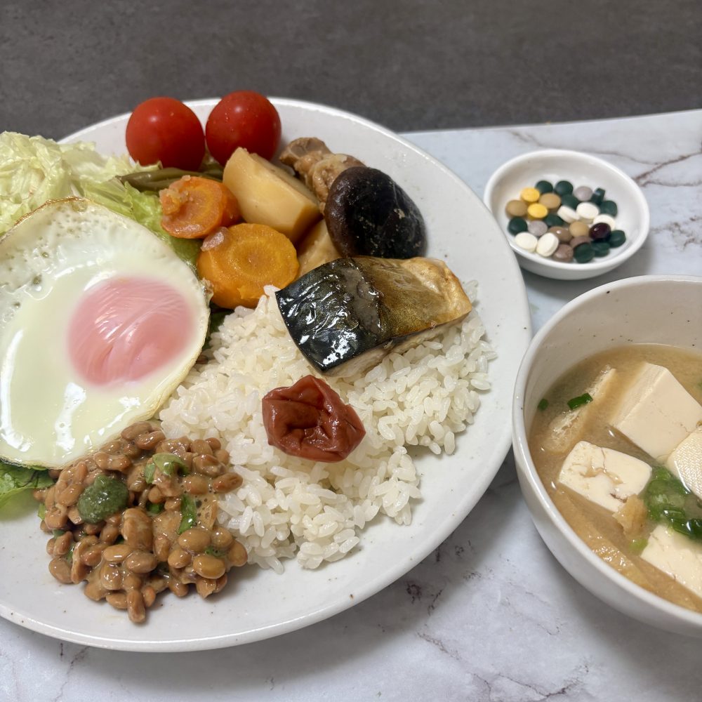 Cenbless　成増フェイシャル＆ネイルサロン　みけちゃんの手抜き朝食♪