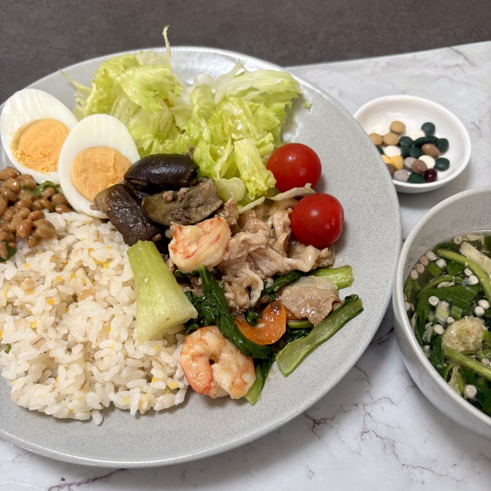 Cenbless　成増フェイシャル＆ネイルサロン　みけちゃんの手抜き朝食♪
