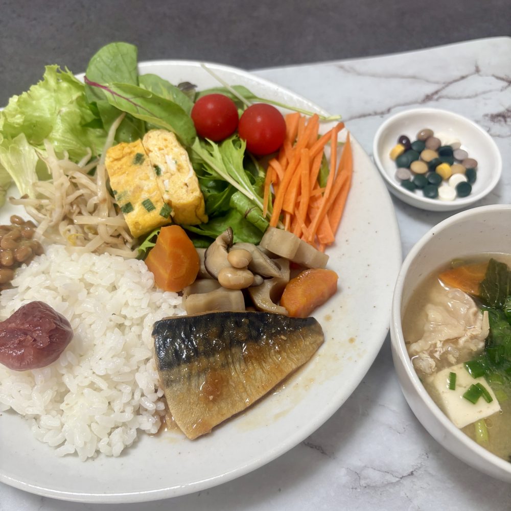 Cenbless　成増フェイシャル＆ネイルサロン　みけちゃんの手抜き朝食♪