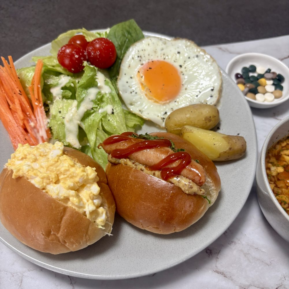 Cenbless　成増フェイシャル＆ネイルサロン　みけちゃんの手抜き朝食♪