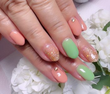 成増徒歩3分女性限定サロン｜フェイシャル・プラズマ・ネイル ビューティスタジオCenbless（センブレス）　ブルー好きさんが選んだ 秋のお洒落グリーン×ベージュネイル
