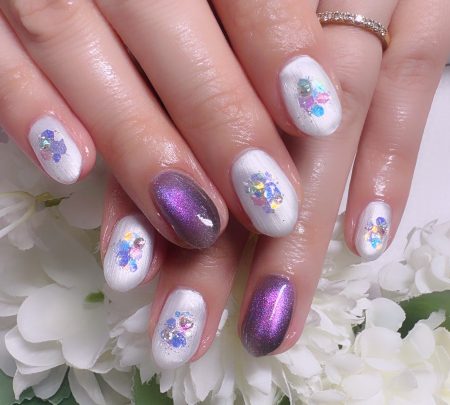 Cenbless 成増フェイシャル&ネイルサロン 角度で変わる輝きが魅力!秋色プリズムが映えるハロウィン先取りネイル