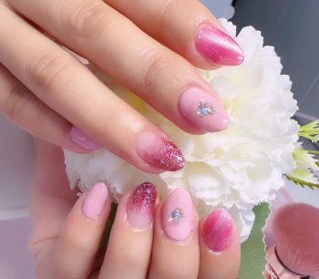 成増徒歩3分女性限定サロン|フェイシャル・プラズマ・ネイル ビューティスタジオCenbless(センブレス) ワイン×ピンクで秋色上品ネイル ラメ×キャッツアイ×マットの贅沢デザイン