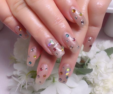 Cenbless　成増フェイシャル＆ネイルサロン　マルチカラーストーン！宝石箱のようにきらめくバースデーネイル