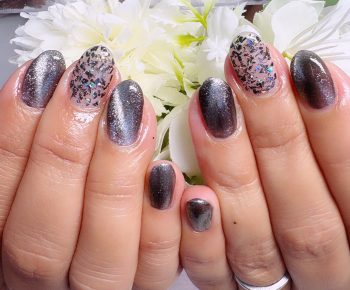 成増徒歩3分女性限定サロン｜フェイシャル・プラズマ・ネイル ビューティスタジオCenbless（センブレス）シンプル派も虜に！ブラック×煌めきの大人ネイル
