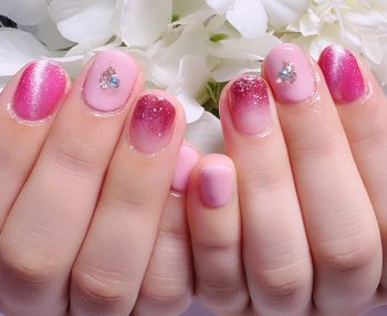 成増徒歩3分女性限定サロン｜フェイシャル・プラズマ・ネイル ビューティスタジオCenbless（センブレス）　秋色ピンクで上品に ワイン系ラメ×キャッツアイの大人可愛いネイル