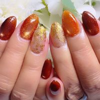 成増徒歩3分女性限定サロン｜フェイシャル・プラズマ・ネイル ビューティスタジオCenbless（センブレス）　日焼け肌に映えるゴールドブラウンの輝きネイル