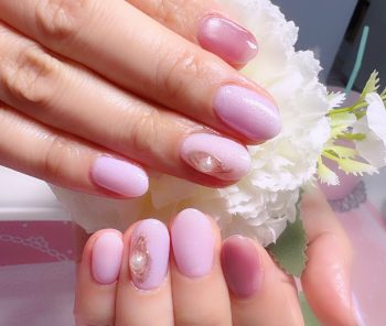Cenbless　成増フェイシャル＆ネイルサロン　上品なパールピンクで楽しむ晩夏ネイル