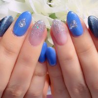 Cenbless　成増フェイシャル＆ネイルサロン　人気の定額デザインをカラーチェンジ！ブルーで魅せる秋の大人ネイル