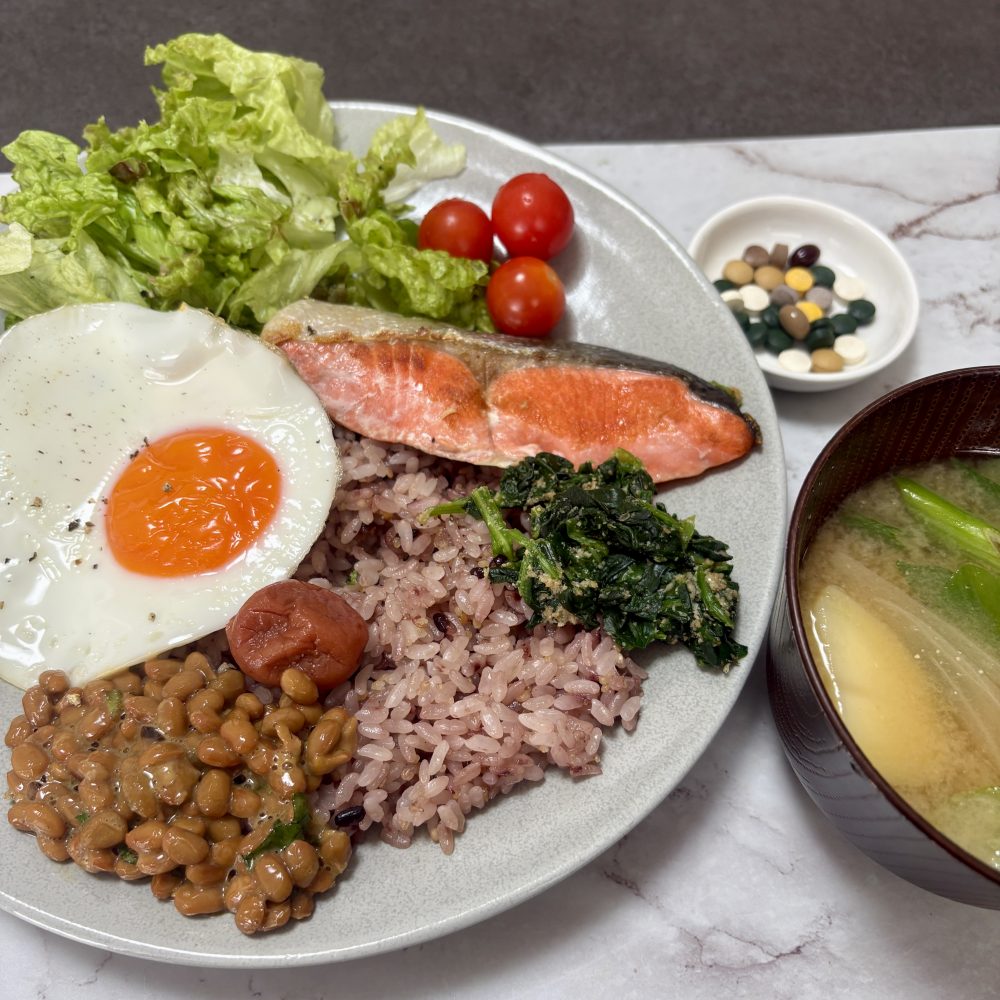 Cenbless　成増フェイシャル＆ネイルサロン　みけちゃんの手抜き朝食♪