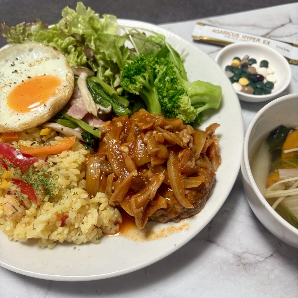 Cenbless　成増フェイシャル＆ネイルサロン　みけちゃんの手抜き朝食♪