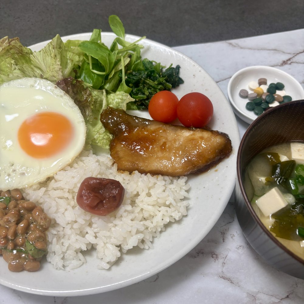 Cenbless　成増フェイシャル＆ネイルサロン　みけちゃんの手抜き朝食♪
