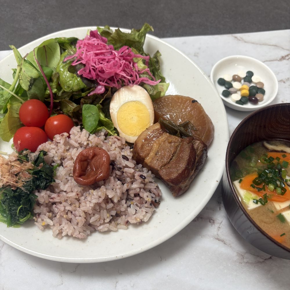 Cenbless　成増フェイシャル＆ネイルサロン　みけちゃんの手抜き朝食♪