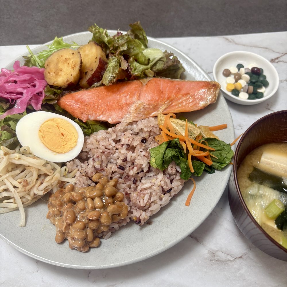 Cenbless　成増フェイシャル＆ネイルサロン　みけちゃんの手抜き朝食♪