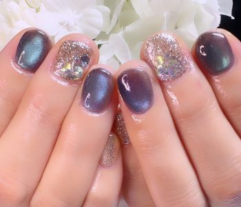 成増徒歩3分女性限定サロン｜フェイシャル・プラズマ・ネイル ビューティスタジオCenbless（センブレス）　沖縄旅行にあわせてカラーチェンジ！深海のようなプリズムマグネットネイル