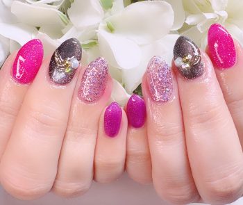 成増徒歩3分のフェイシャルエステ・ネイルサロン ビューティスタジオCenbless（センブレス）　ピンク×パープル×ブラック！娘ちゃん発リクエストのハロウィンネイル♪