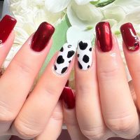 成増徒歩3分のフェイシャルエステ・ネイルサロン ビューティスタジオCenbless（センブレス）　ボルドー×ダルメシアンで秋モードに♪華やかアレンジネイル