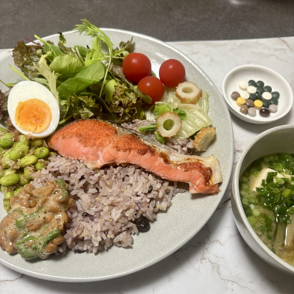 Cenbless 成増フェイシャル&ネイルサロン みけちゃんの手抜き朝食♪