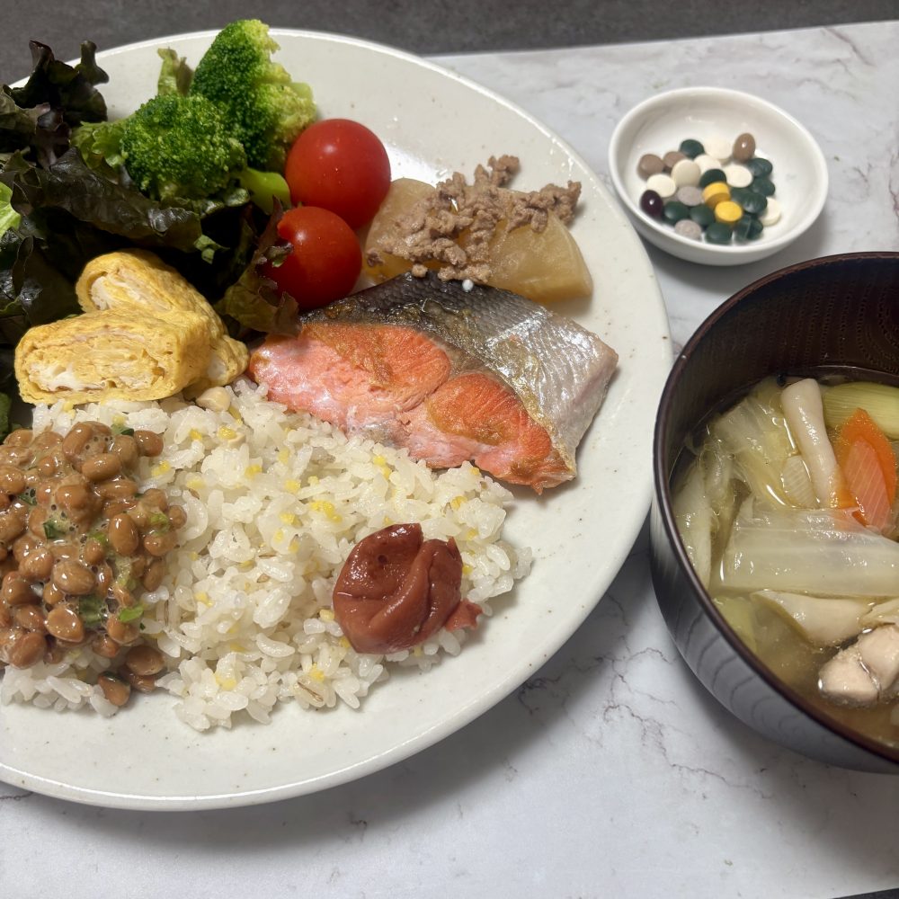 Cenbless 成増フェイシャル&ネイルサロン みけちゃんの手抜き朝食♪