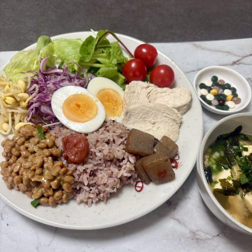 Cenbless 成増フェイシャル&ネイルサロン みけちゃんの手抜き朝食♪