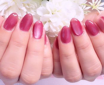 Cenbless　成増フェイシャル＆ネイルサロン　シアーワインの品ある輝きで仕上げるワンカラーネイル