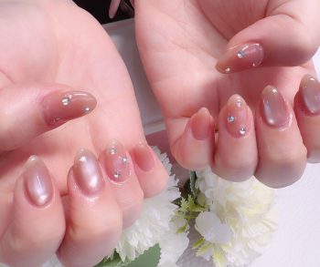 Cenbless 成増フェイシャル&ネイルサロン 初めてのナチュラル系!ローズベージュのうる艶クリスマスネイル♪