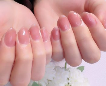 成増徒歩3分のフェイシャルエステ・ネイルサロン ビューティスタジオCenbless（センブレス）　素肌に溶け込むローズベージュのシアーカラー♪