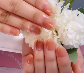 Cenbless 成増フェイシャル&ネイルサロン ちゅるちゅる♪シアー&微粒子マグネットネイル