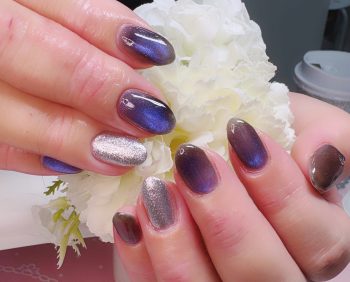 成増徒歩3分女性限定サロン｜フェイシャル・プラズマ・ネイル ビューティスタジオCenbless（センブレス）　推しのライブ仕様ネイル！美しい奥行きあるプリズムブルーのマグネット