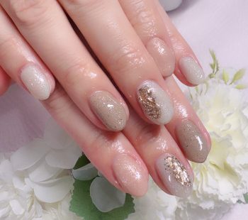 Cenbless　成増フェイシャル＆ネイルサロン　上品ベージュ系＆ニュアンスミラーネイル