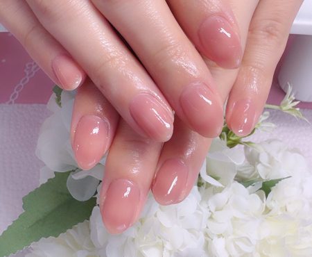 成増徒歩3分のフェイシャルエステ・ネイルサロン ビューティスタジオCenbless（センブレス）　素肌に溶け込むローズベージュのシアーカラー♪