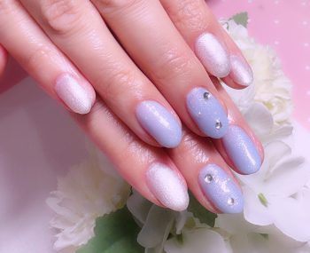 Cenbless　成増フェイシャル＆ネイルサロン　スミレ色が美しい。雪の結晶がきらめく冬の先取りネイル♪