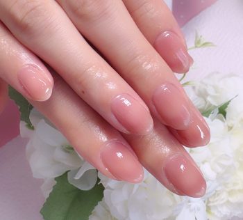 成増徒歩3分のフェイシャルエステ・ネイルサロン ビューティスタジオCenbless（センブレス）　素肌に溶け込むローズベージュのシアーカラー♪