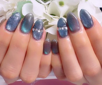 成増徒歩3分女性限定サロン｜フェイシャル・プラズマ・ネイル ビューティスタジオCenbless（センブレス）　深海ブルーの揺らめき。ブルーマグネットのニュアンスネイル♪