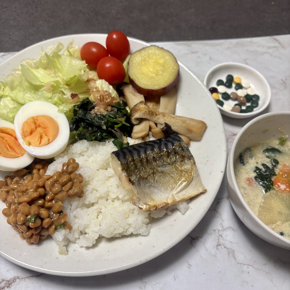 Cenbless　成増フェイシャル＆ネイルサロン　みけちゃんの手抜き朝食♪