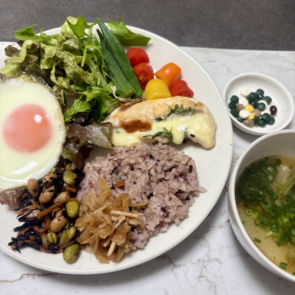 Cenbless 成増フェイシャル&ネイルサロン みけちゃんの手抜き朝食♪