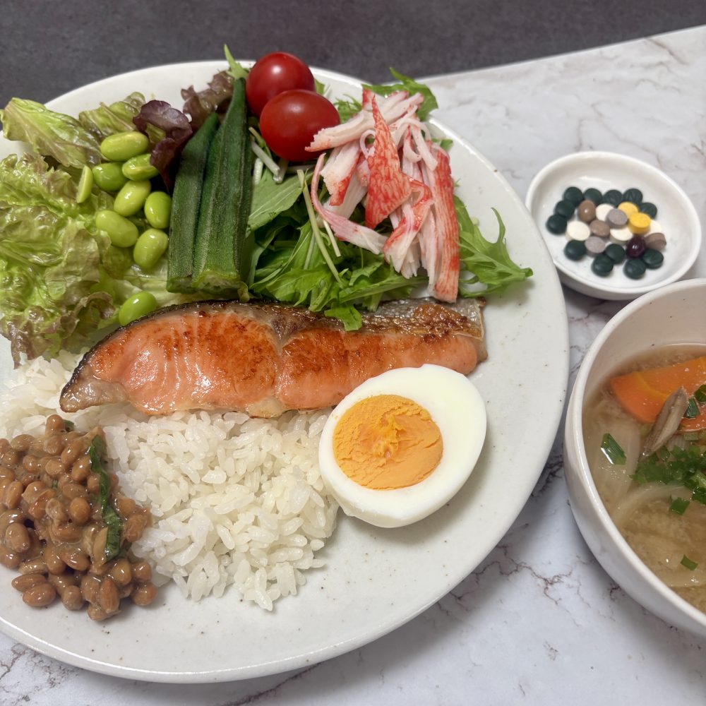 Cenbless　成増フェイシャル＆ネイルサロン　みけちゃんの手抜き朝食♪