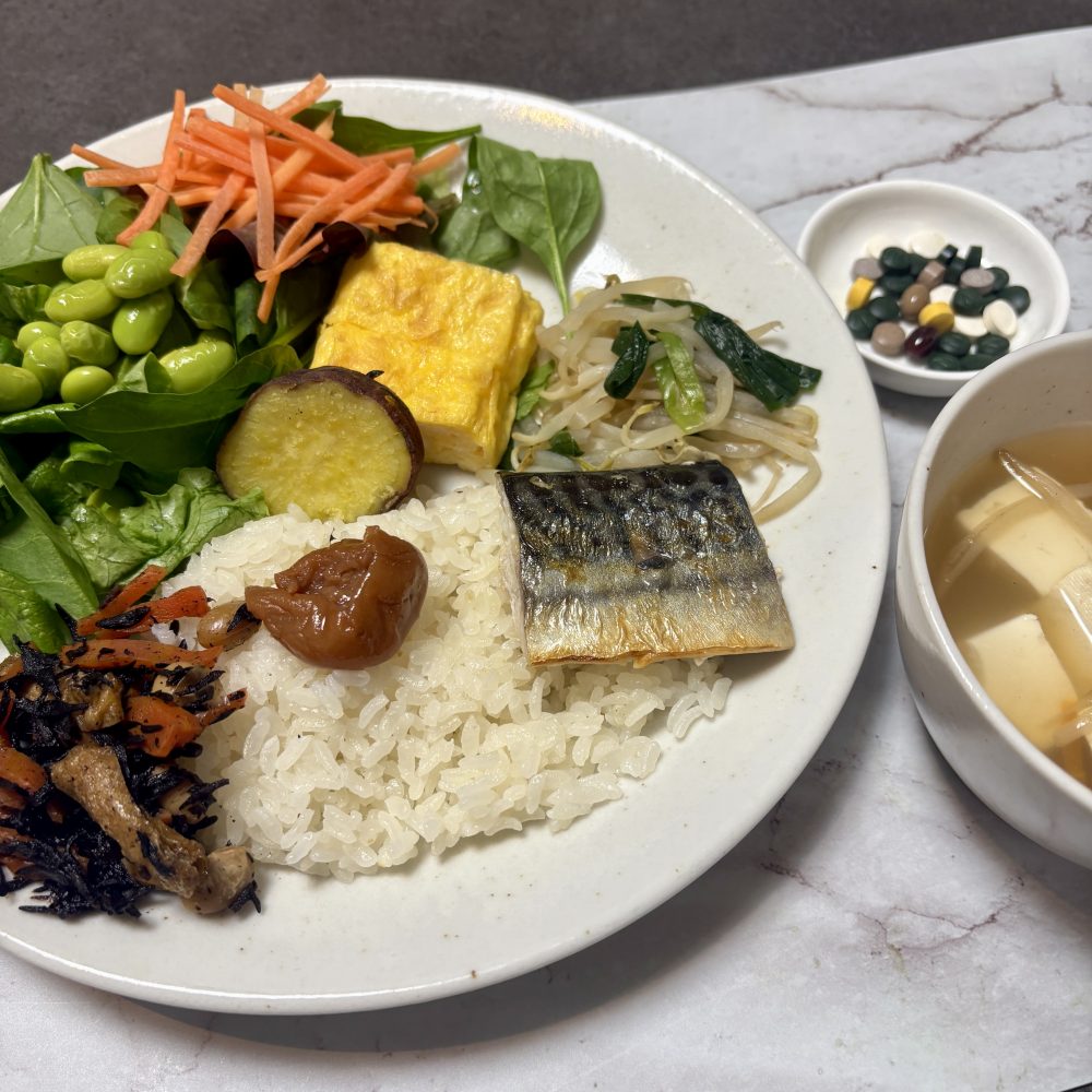 Cenbless　成増フェイシャル＆ネイルサロン　みけちゃんの手抜き朝食♪