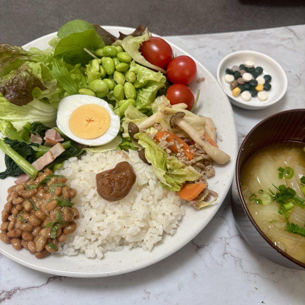 Cenbless　成増フェイシャル＆ネイルサロン　みけちゃんの手抜き朝食♪