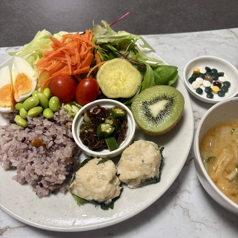 Cenbless　成増フェイシャル＆ネイルサロン　みけちゃんの手抜き朝食♪