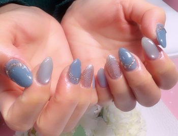 成増徒歩3分女性限定サロン｜フェイシャル・プラズマ・ネイル ビューティスタジオCenbless（センブレス）　大人気クリスマスネイルデザインを、冬のブルーで上品にシフト♪