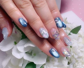 Cenbless　成増フェイシャル＆ネイルサロン　迷う時間も楽しい。冬のブルーを詰め込んだオリジナルネイル♪