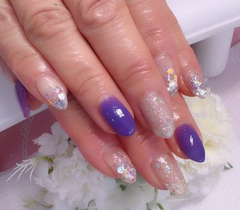 Cenbless 成増フェイシャル&ネイルサロン やっぱり好き。パープル×オーロラの冬きらめきネイル