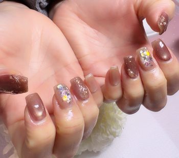 Cenbless 成増フェイシャル&ネイルサロン 色違いリンクが楽しい。オーロラきらめく冬のナチュラルネイル