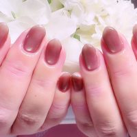 成増徒歩3分のフェイシャルエステ・ネイルサロン ビューティスタジオCenbless(センブレス)うるちゅる高級感ある艶が美しい微粒子マグネットネイル