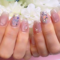 Cenbless 成増フェイシャル&ネイルサロン 大人気の冬ネイル定額デザイン!ホワイト系で清楚に楽しむ冬の微粒子マグネットネイル