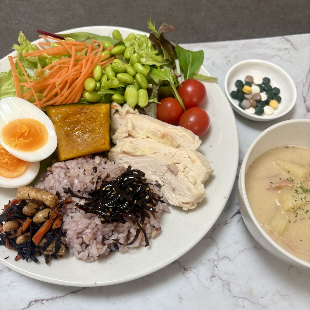 Cenbless　成増フェイシャル＆ネイルサロン　みけちゃんの手抜き朝食♪