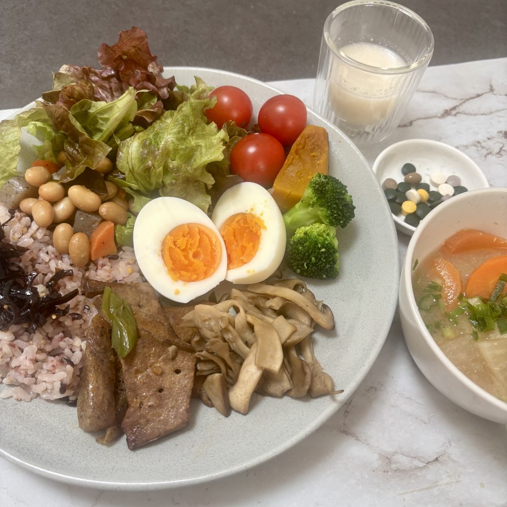 Cenbless 成増フェイシャル&ネイルサロン みけちゃんの手抜き朝食♪